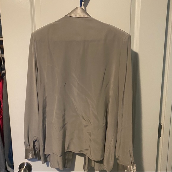 100 % SILK Stanley Nelson beautiful blouse - Picture 7 of 8